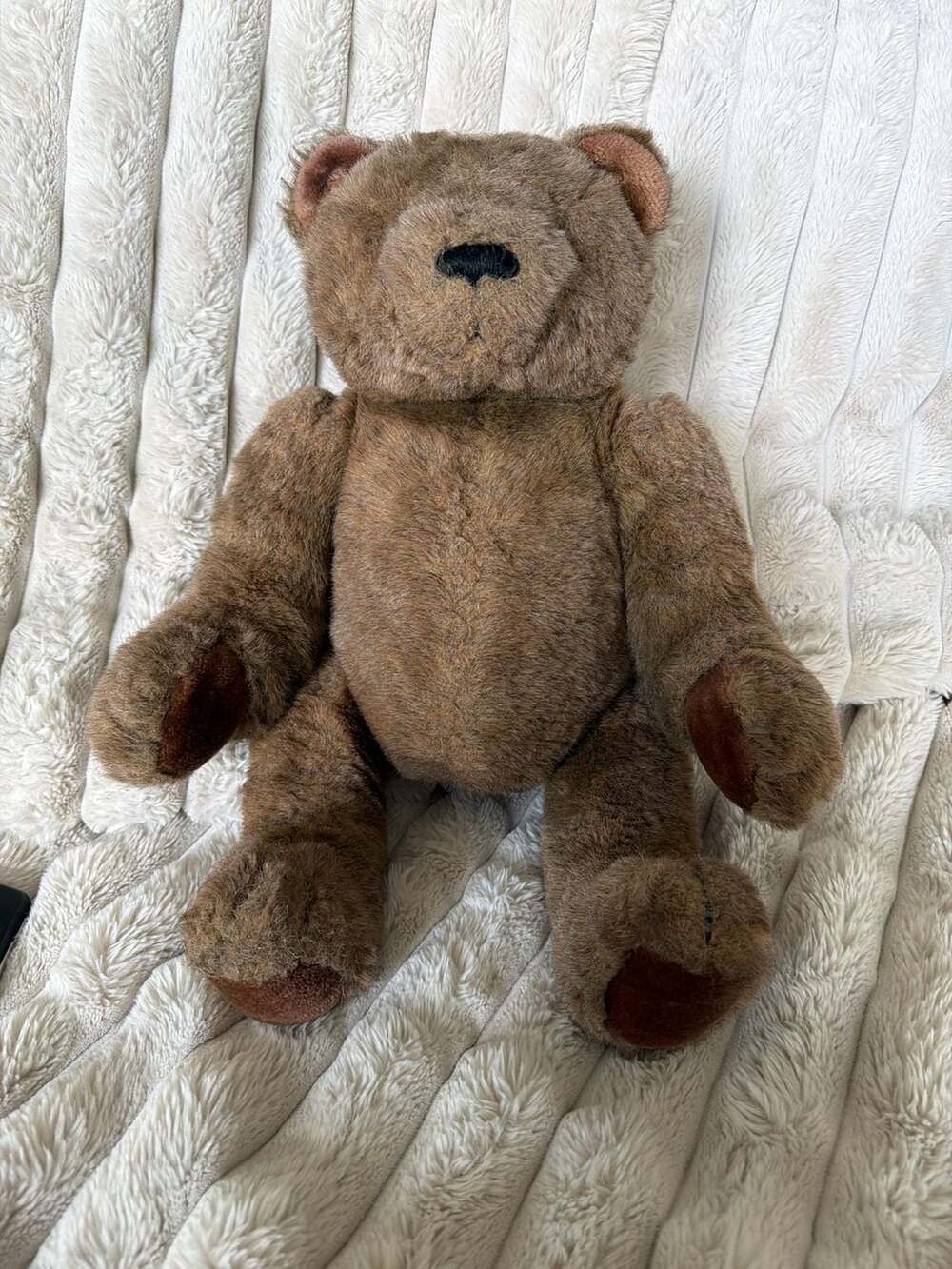 Vintage 1983 Gund Collectors Classic limited edition Large Jointed Bear 24”
